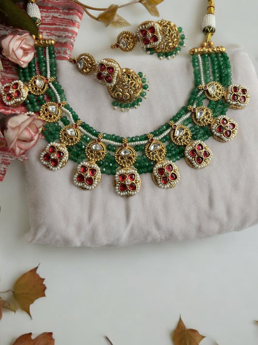 ARAMATI EMERALD JEWELLERY SET