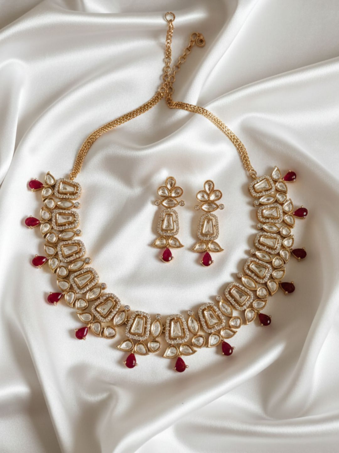 DHISANA RANI KUNDAN JEWELLERY SET