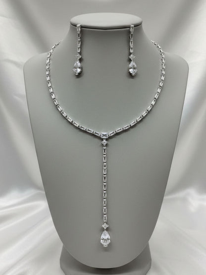 RUHI AMERICAN DIAMOND NECKLACE SET