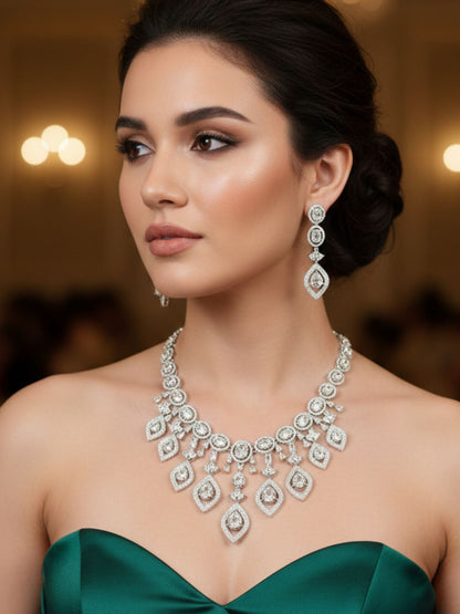 SCARLET LUXURY DROP JEWELLERY SET