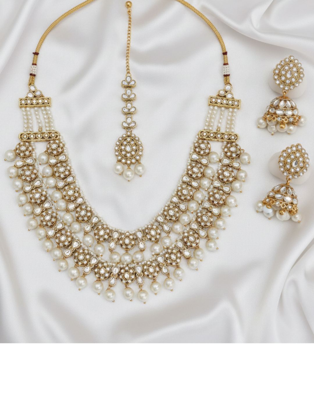 CHARU WHITE JEWELLERY SET