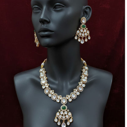 KANCHAN EMERALD JEWELLERY SET