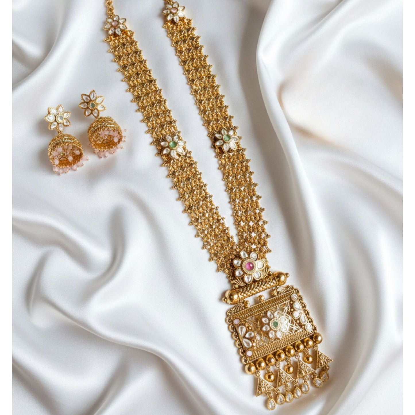 NAZNEEN GOLD RAJWADI SET