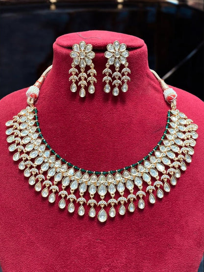 EMERALD EDGE KUNDAN JEWELLERY SET